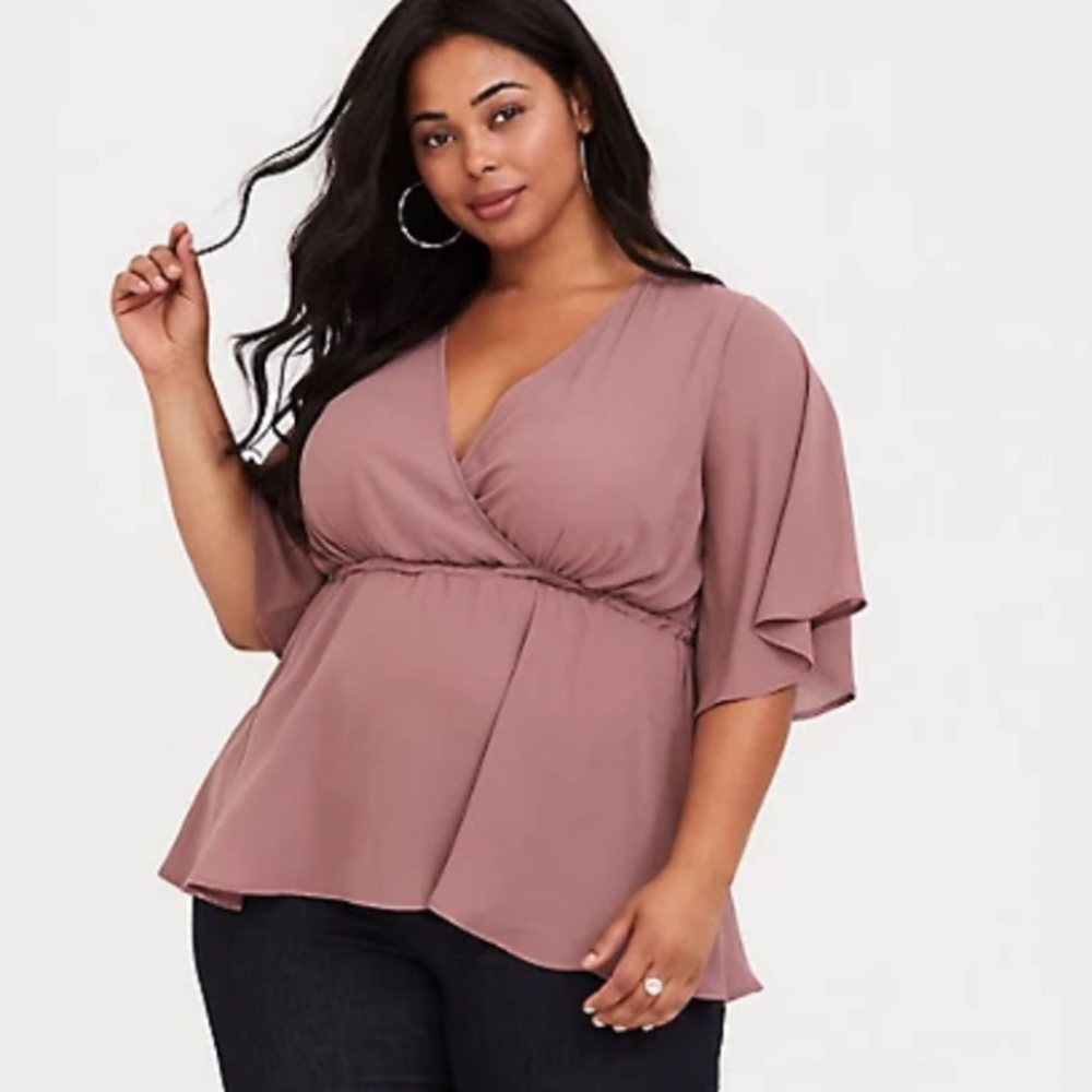 Torrid dusty pink babydoll top